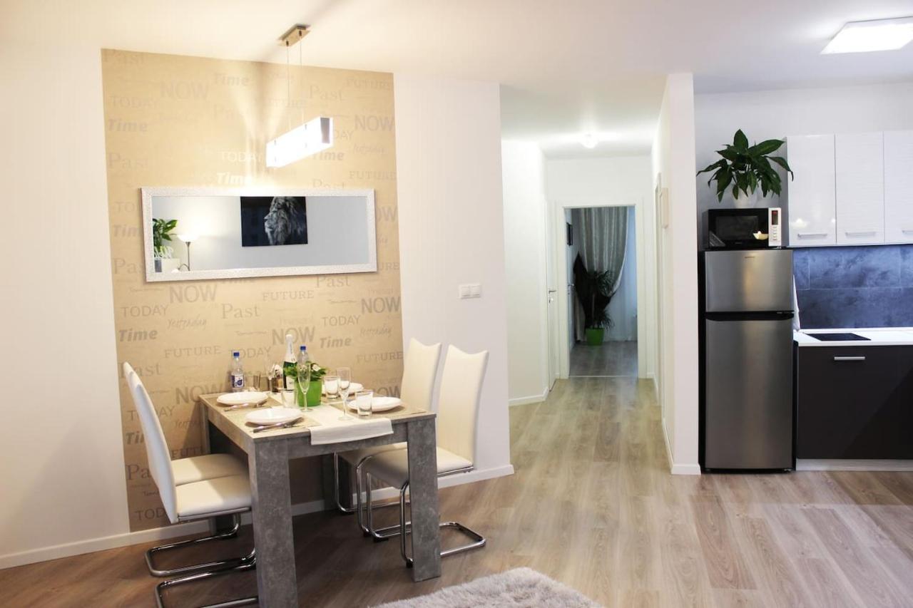 Leo Apartment Free Parking - Augusta 브라티슬라바 외부 사진