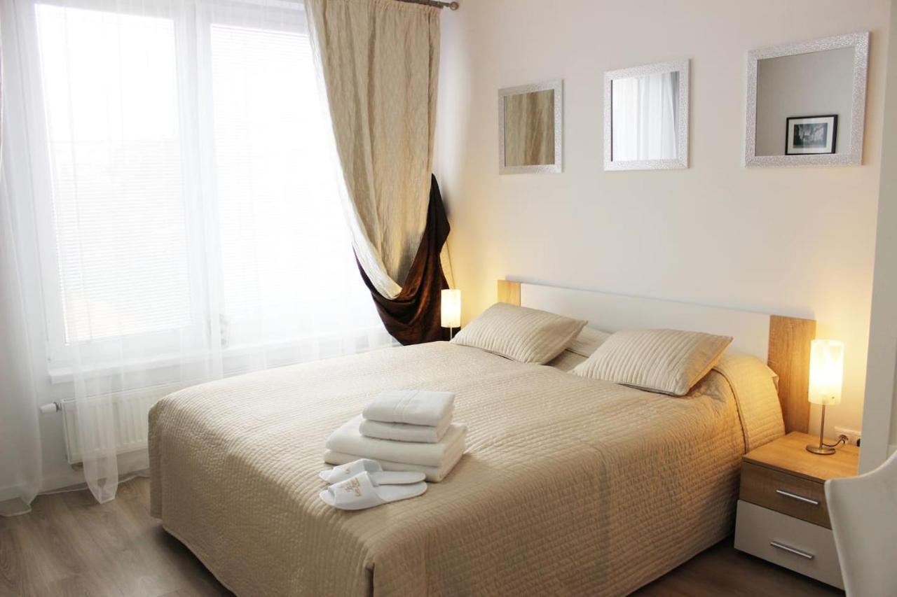 Leo Apartment Free Parking - Augusta 브라티슬라바 외부 사진